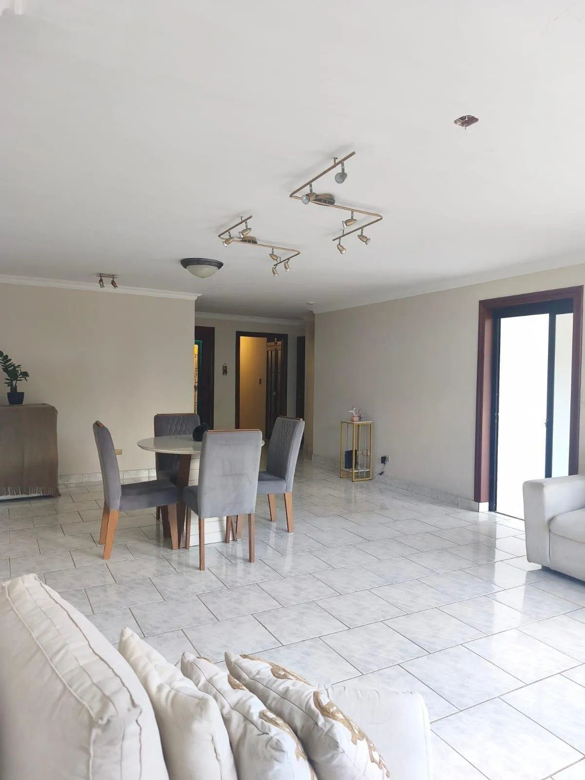Venta de Apartamento en el PH Aranjuez El Cangrejo