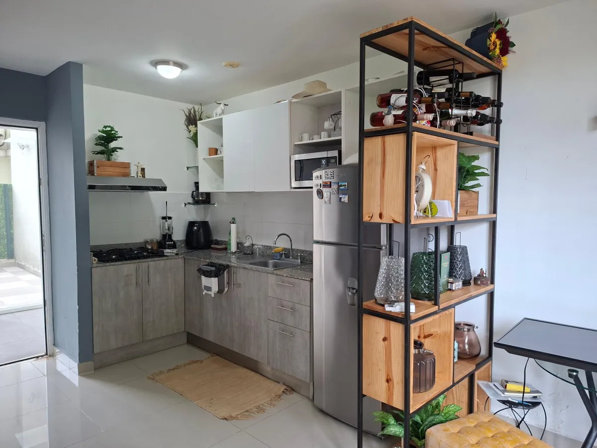 ALQUILER DE APARTAMENTO PH DIADEMA