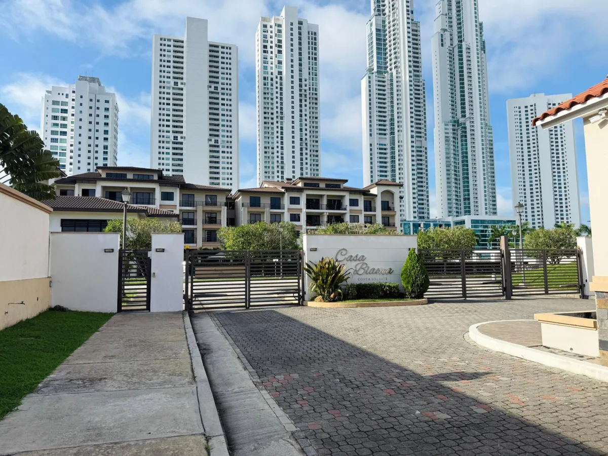 Apartment for Rent in Costa del Este - Casa Bianca