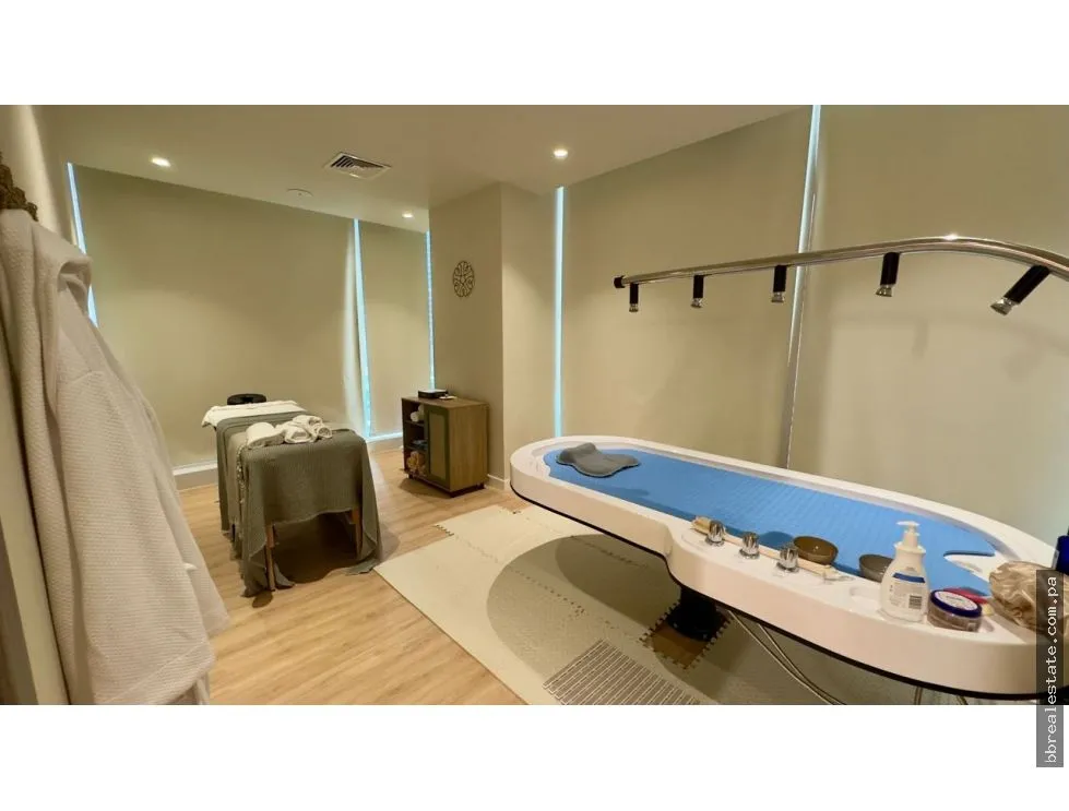 Alquiler de Local Comercial en PH Hi, Obarrio
