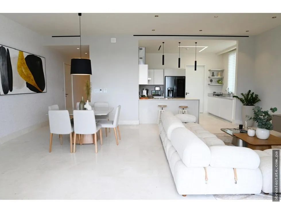 Apartment Rental in Punta Pacifica, Ocean Reef