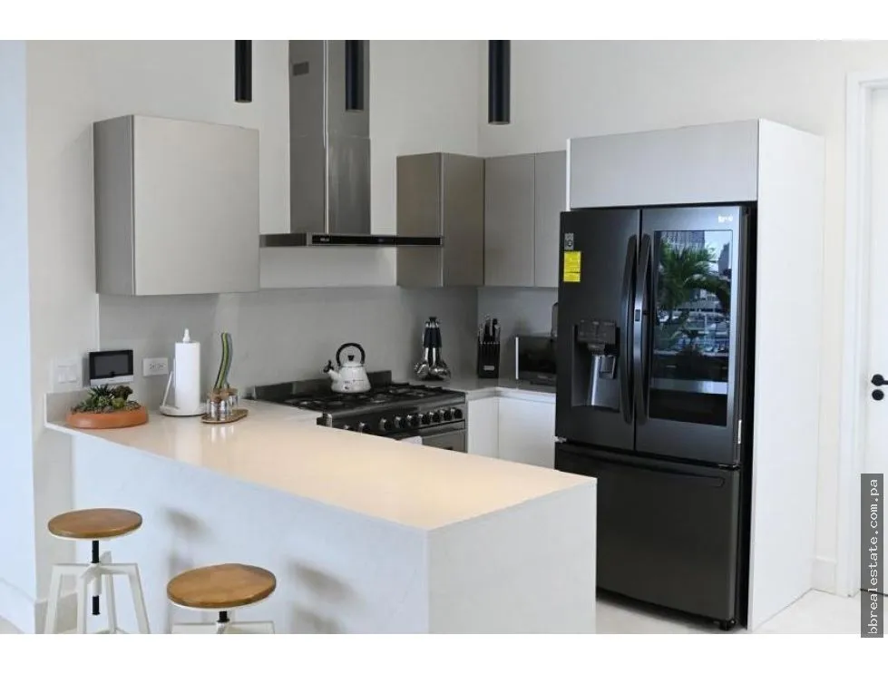 Apartment Rental in Punta Pacifica, Ocean Reef