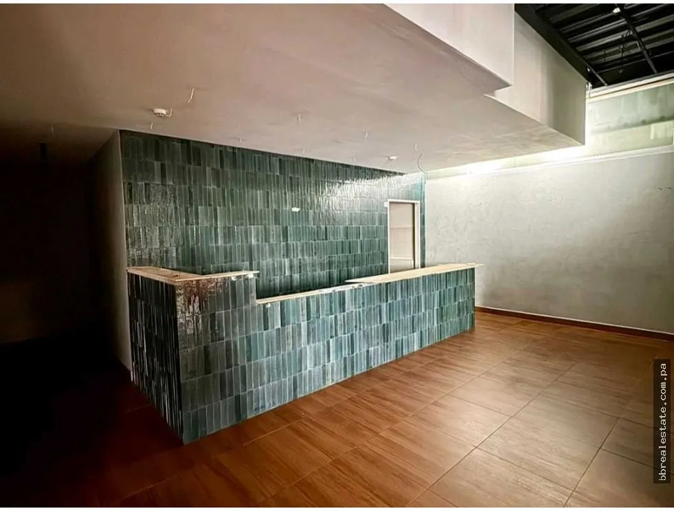 Commercial Space Rental in San Francisco, Plaza 68