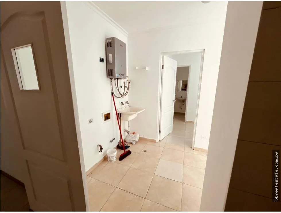 Venta de Apartamento en PH The Seawaves Bella Vista