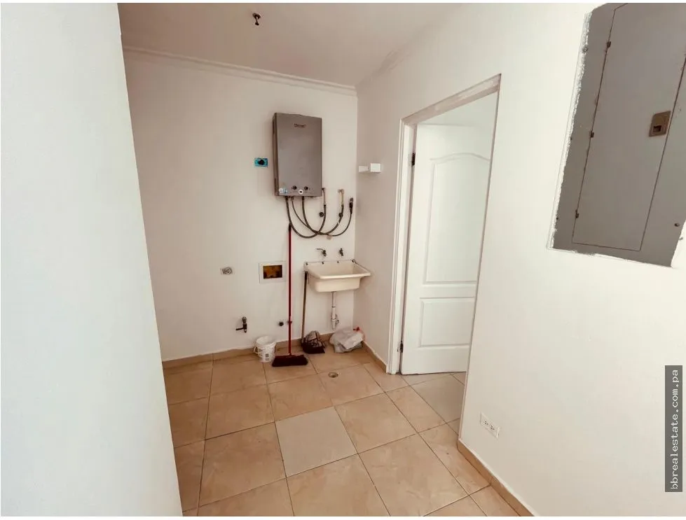 Venta de Apartamento en PH The Seawaves Bella Vista