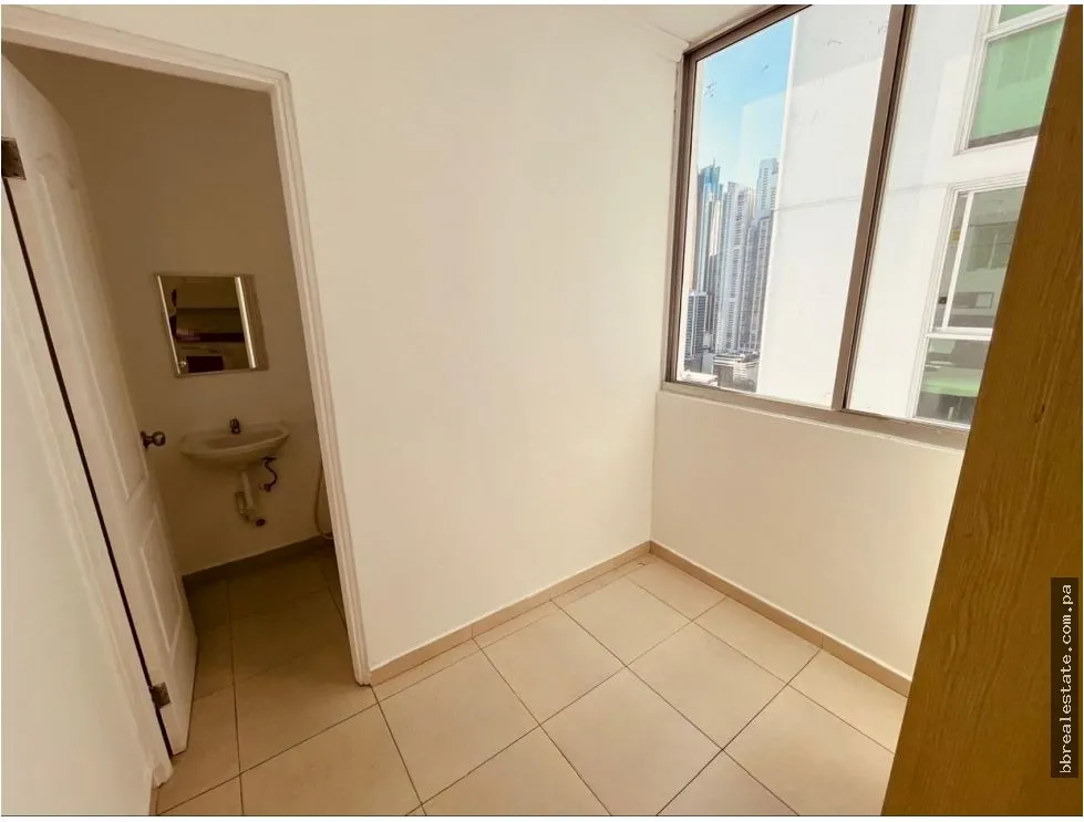 Venta de Apartamento en PH The Seawaves Bella Vista
