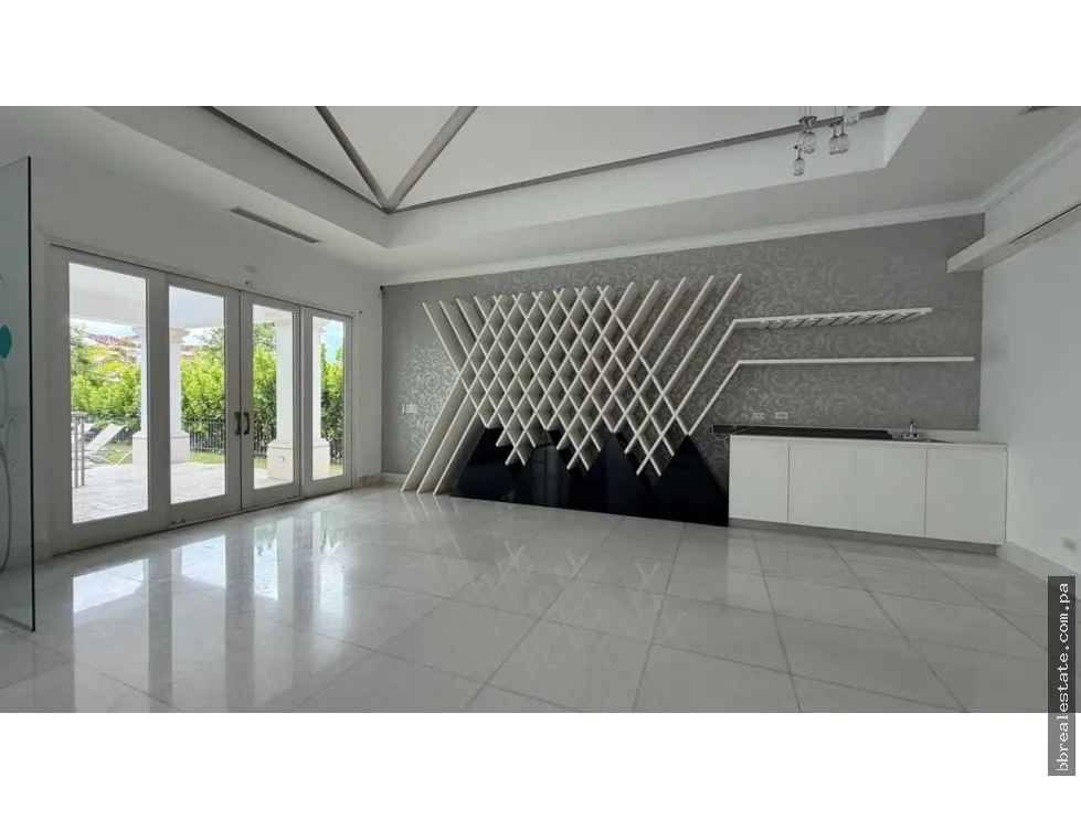 Venta de casa en Santa Maria