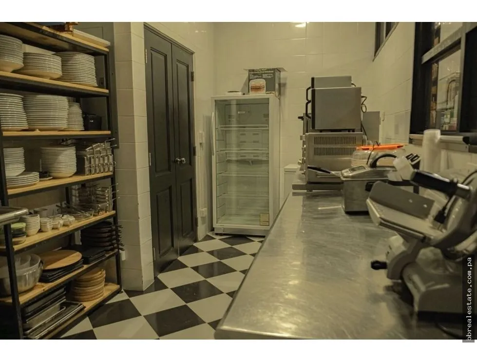 Commercial Space for Rent in Old Town
