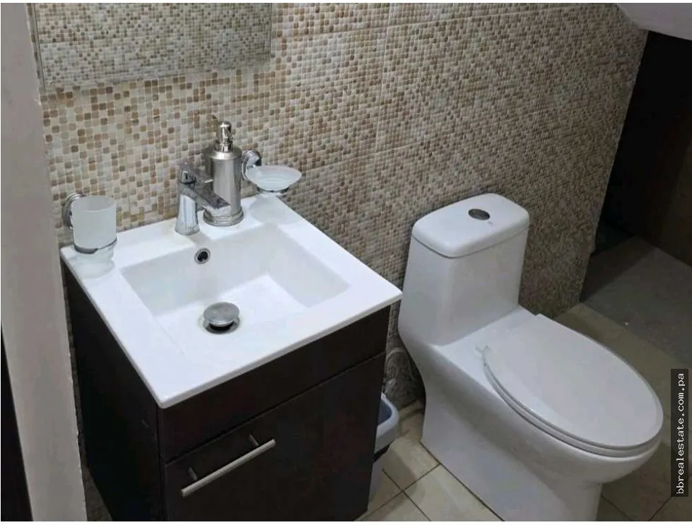 House Rental in PH Paradise Point, Coronado