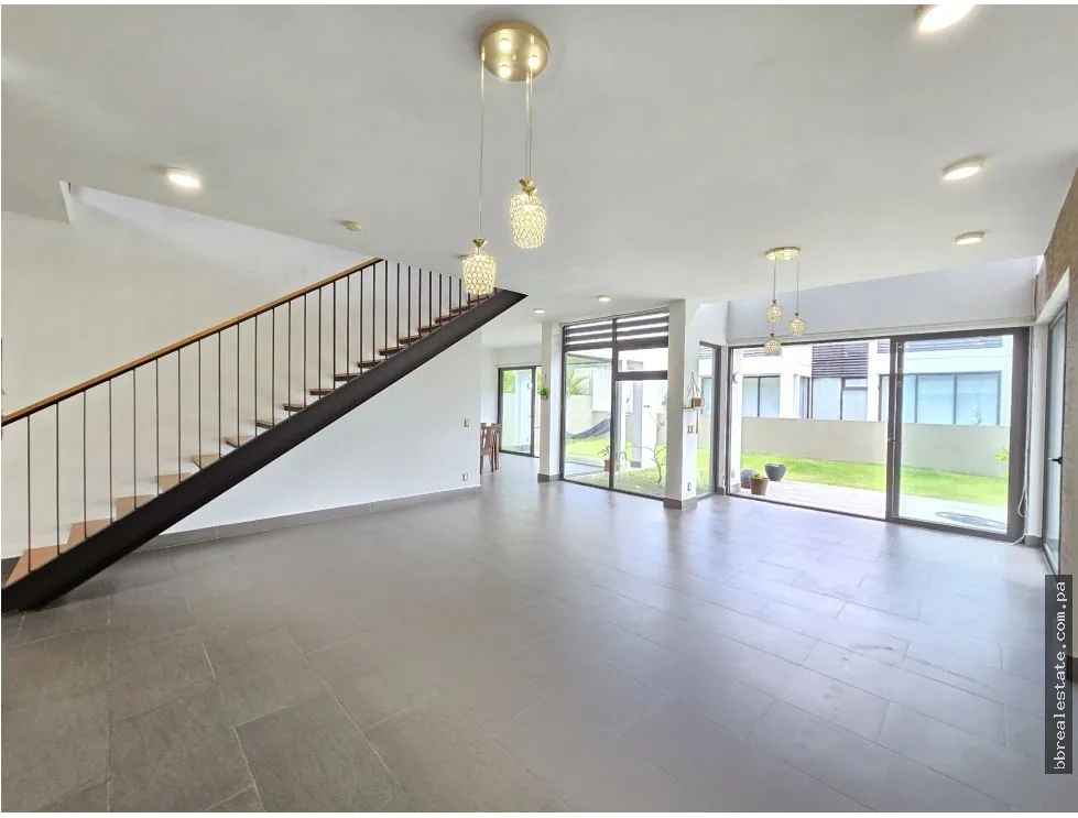 Venta de Casa en PH Barrioalto, Altos de Panamá