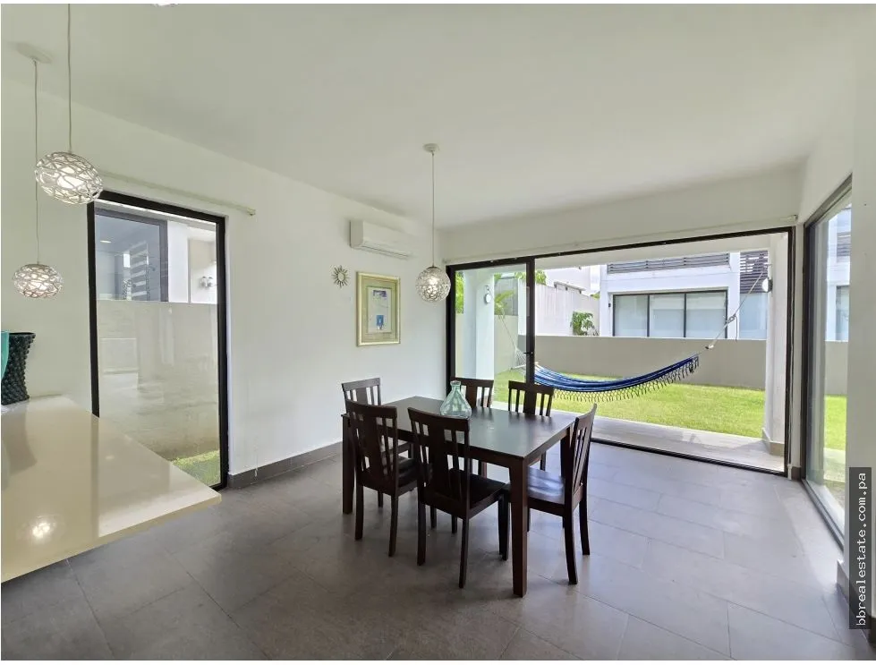 Venta de Casa en PH Barrioalto, Altos de Panamá