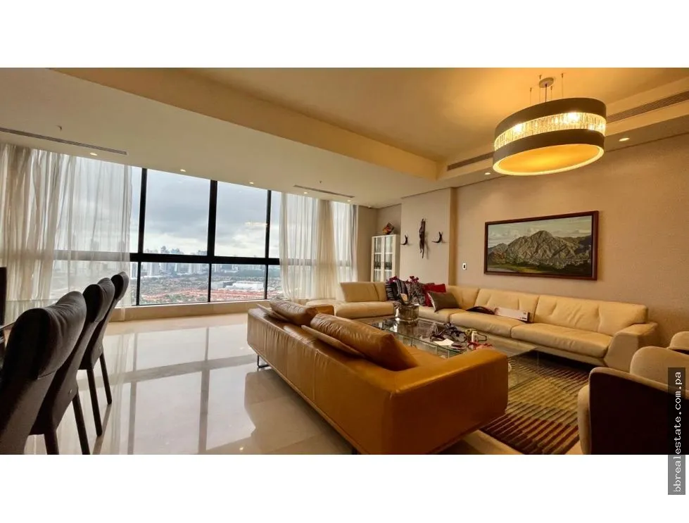 Penthouse Rental in Santa María