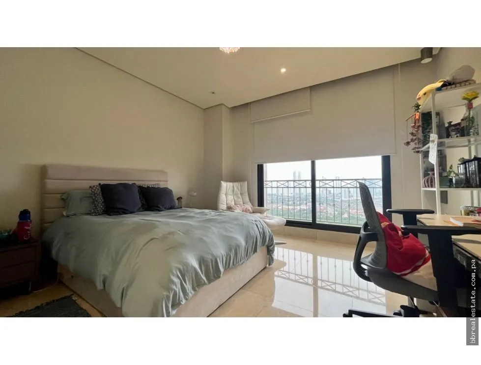 Penthouse Rental in Santa María