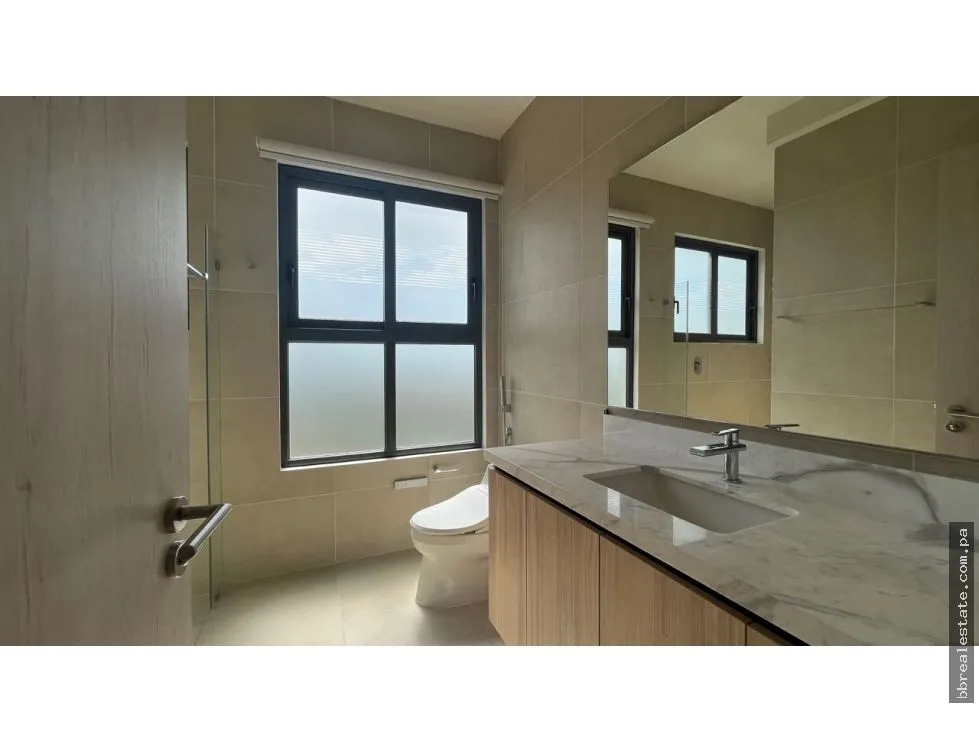 Apartment Rental at Ocean House, Santa Maria