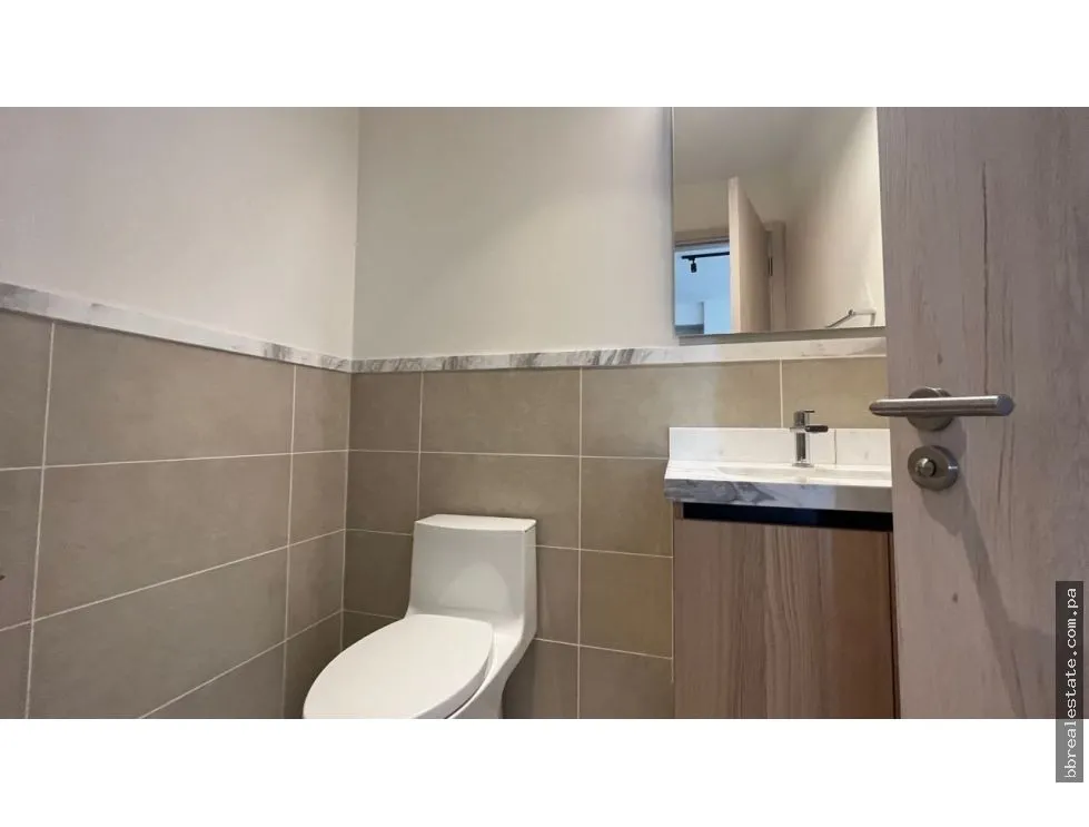Apartment Rental at Ocean House, Santa Maria