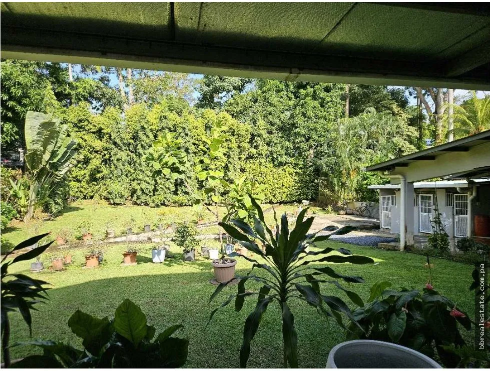 House for Sale in Curundu Heights