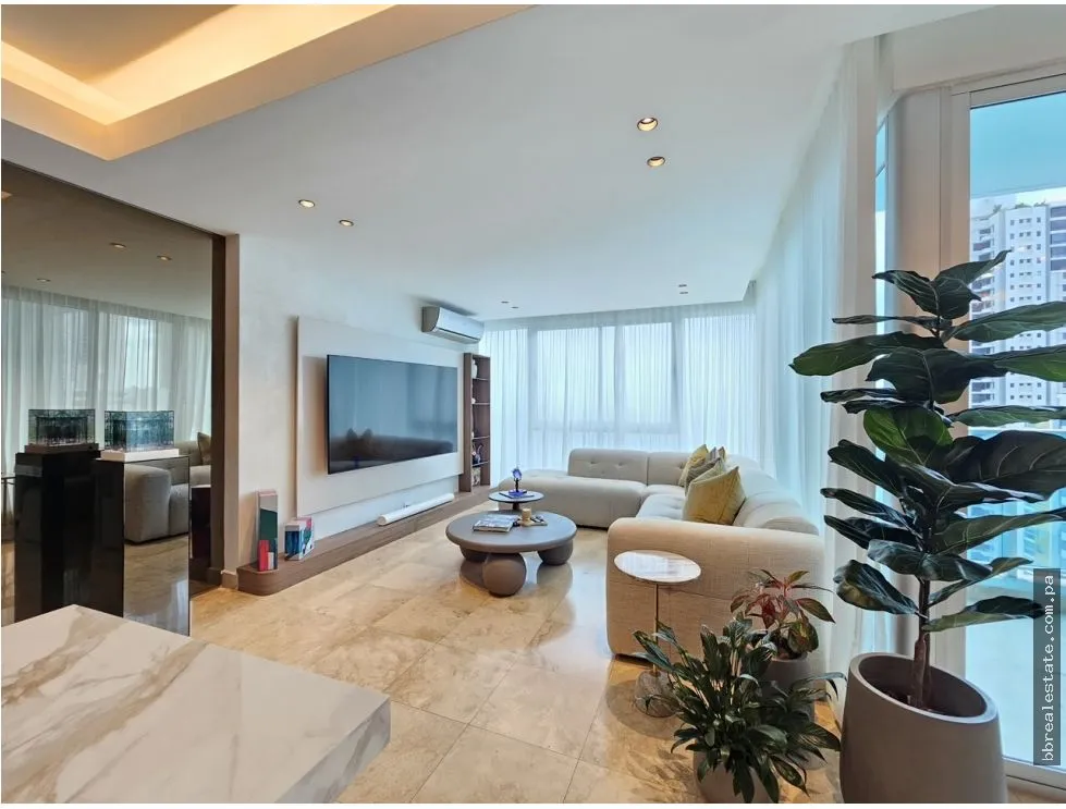 Sale of Apartment in Costa del Este, Ph Titanium