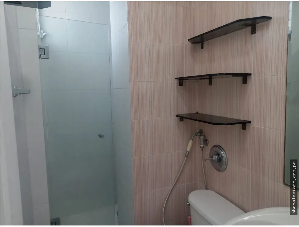 Apartment Rental in Edison Park, PH El Mare 4000