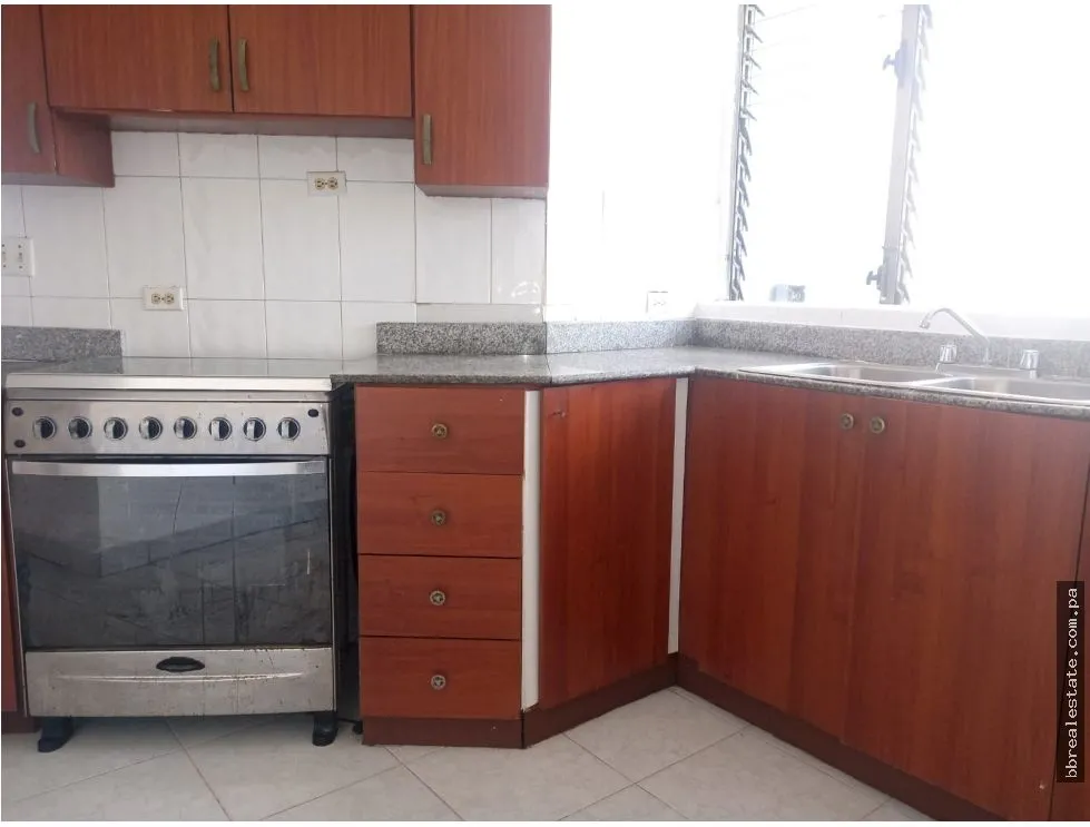 Apartment Rental on Uruguay Street, PH Tower One