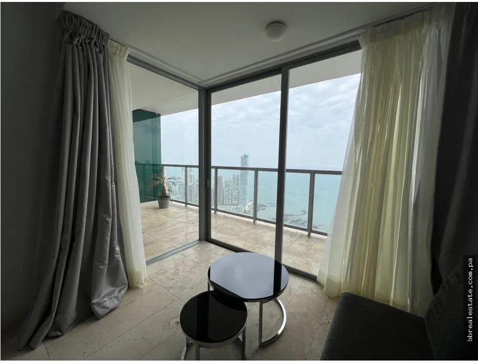Apartment for Rent on Avenida Balboa, Ph Yoo