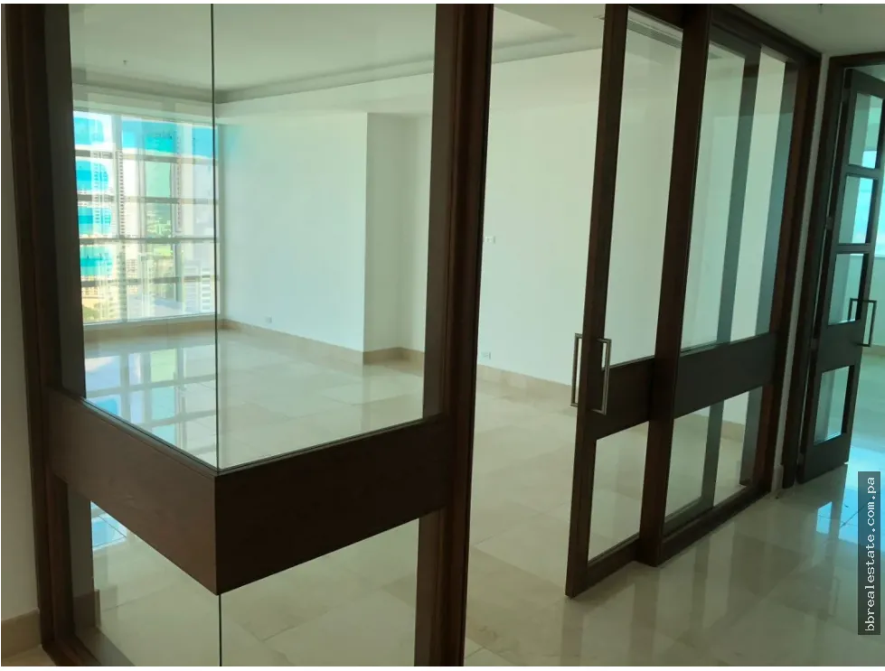 Se Alquila Apartamento en PH Aria, Costa Del Este