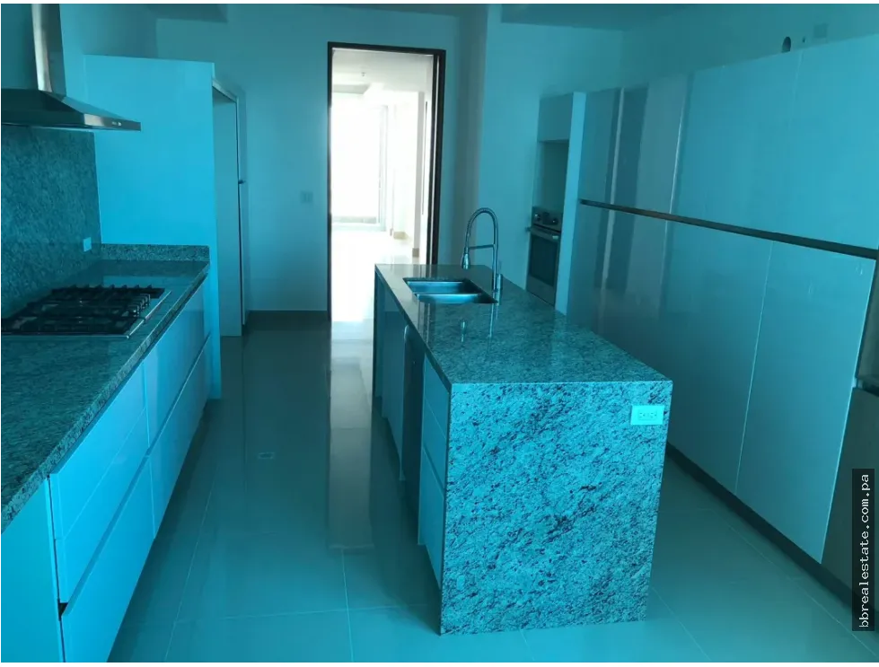 Se Alquila Apartamento en PH Aria, Costa Del Este