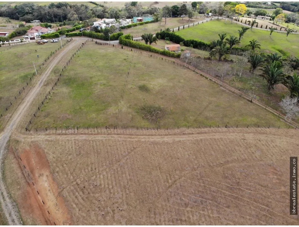VENTA DE LOTE CAMPESTRE - LA CHORRERA