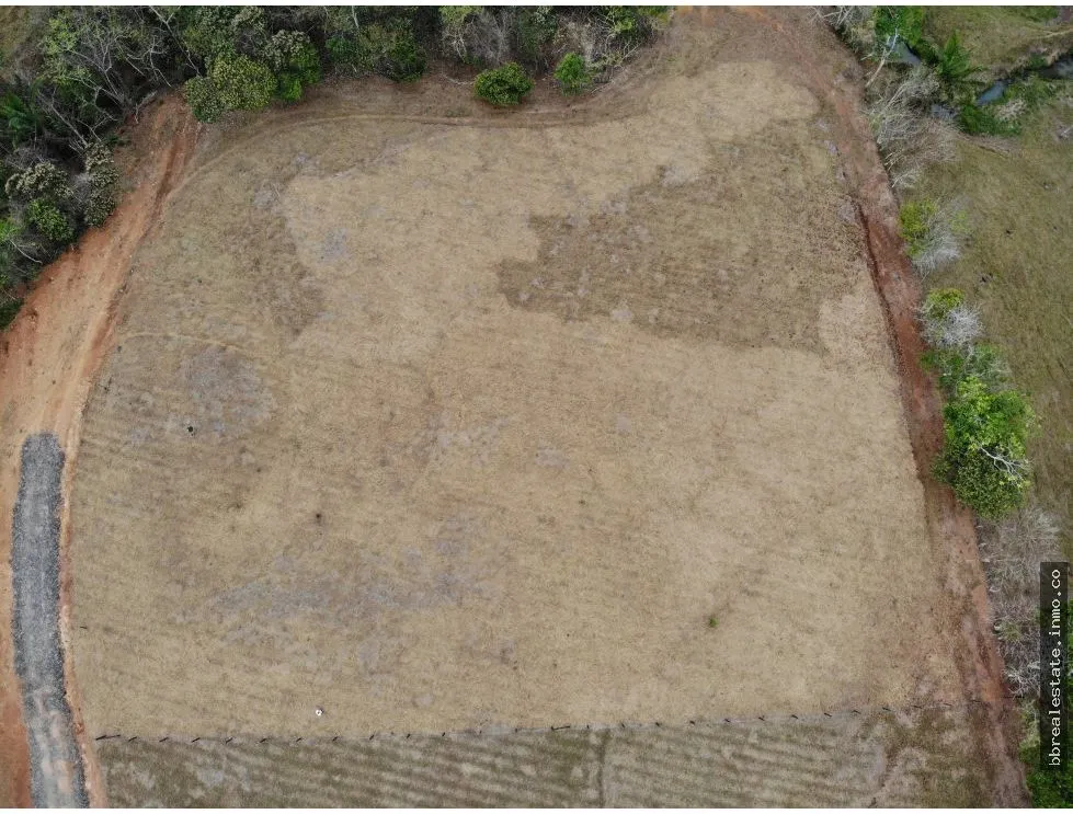VENTA DE LOTE CAMPESTRE - LA CHORRERA