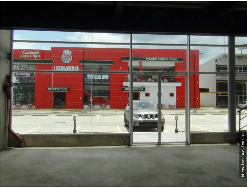 Espace commercial à Tocumen à vendre