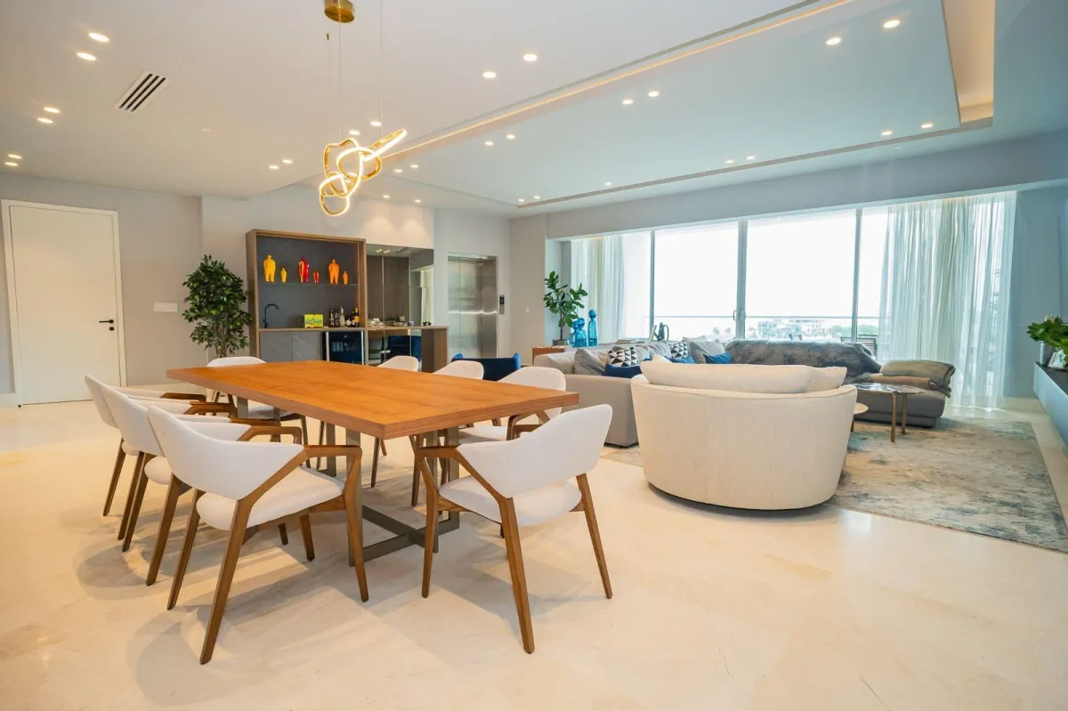 For Sale Exclusive Island Front 3BR apartment