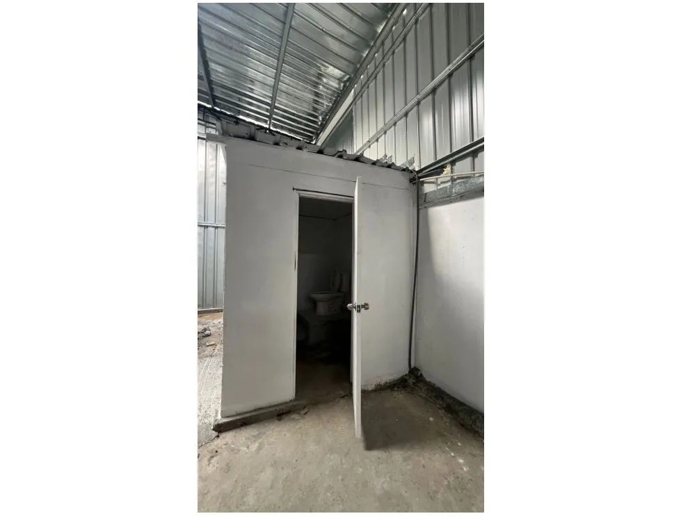 Commercial Warehouse for Rent in Industrial Park - 160M² with 1 Bathroom
