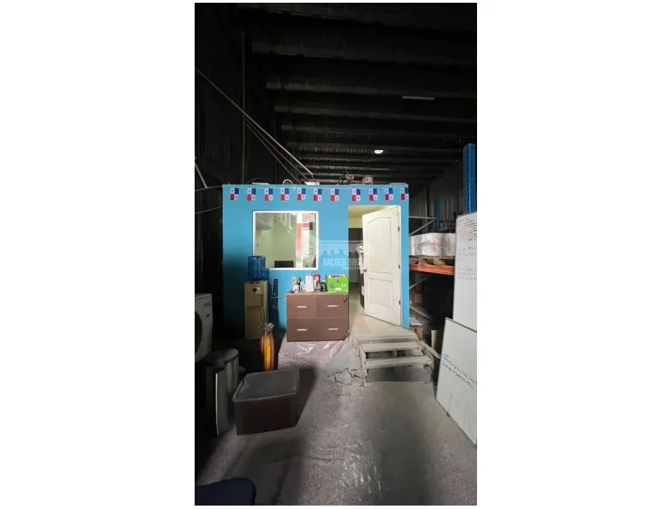 Commercial Warehouse for Rent in Industrial Park - 160M² with 1 Bathroom