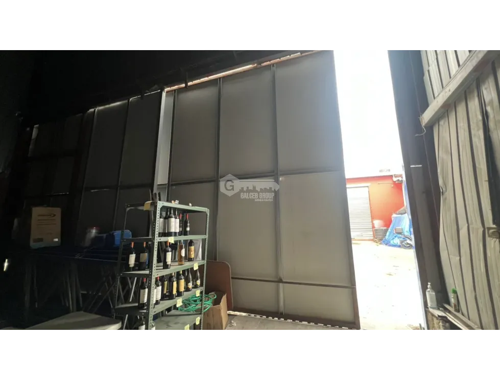Commercial Warehouse for Rent in Industrial Park - 160M² with 1 Bathroom