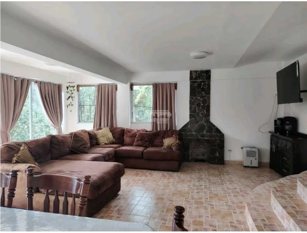 ALTOS DE CERRO AZUL / 3 BEDROOMS / 3 BATHROOMS / 2 STORIES