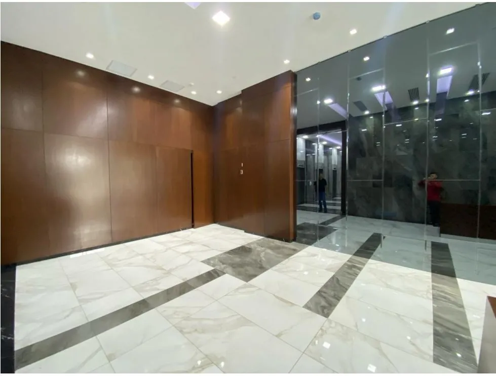 OFFICE / VIA BRASIL / CITY MALL / UPPER FLOOR / 942M