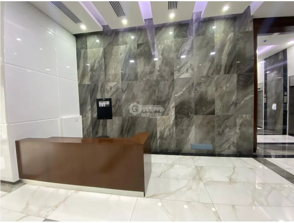 OFFICE / VIA BRASIL / CITY MALL / UPPER FLOOR / 942M