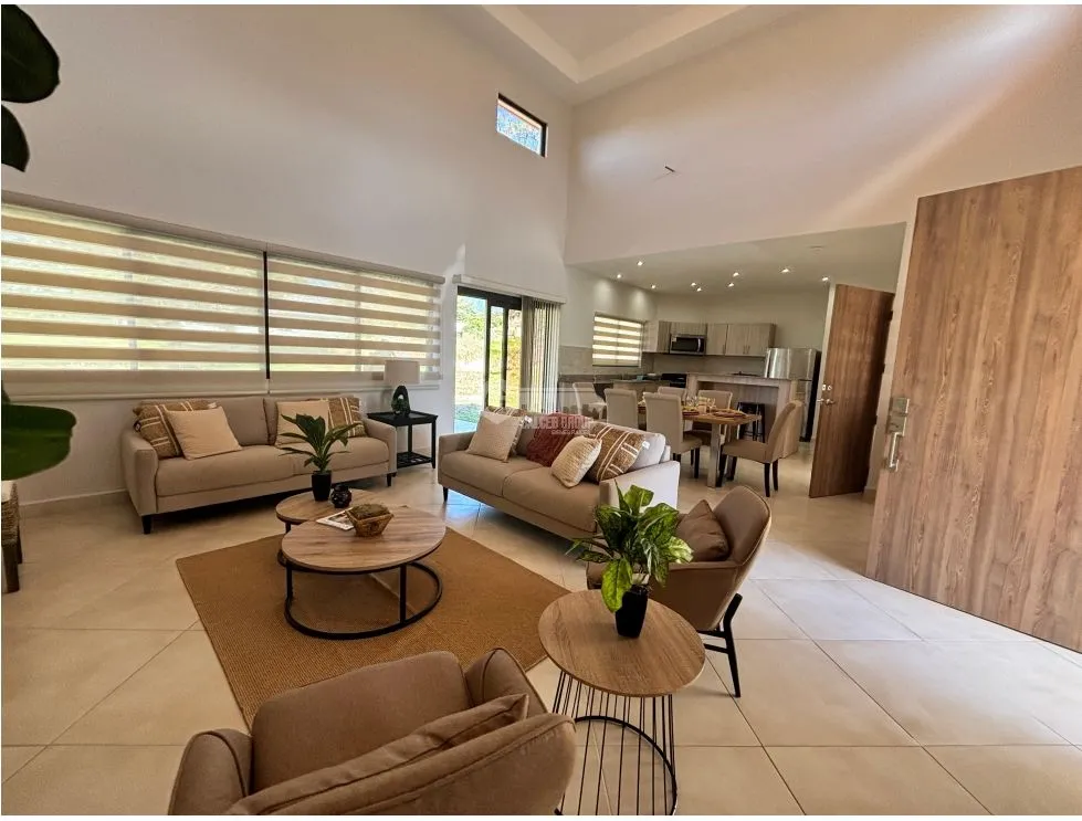 BOQUETE COUNTRY CLUB / 1704M2 / 2 BEDROOMS / 2 BATHROOMS / SPACIOUS GARDEN
