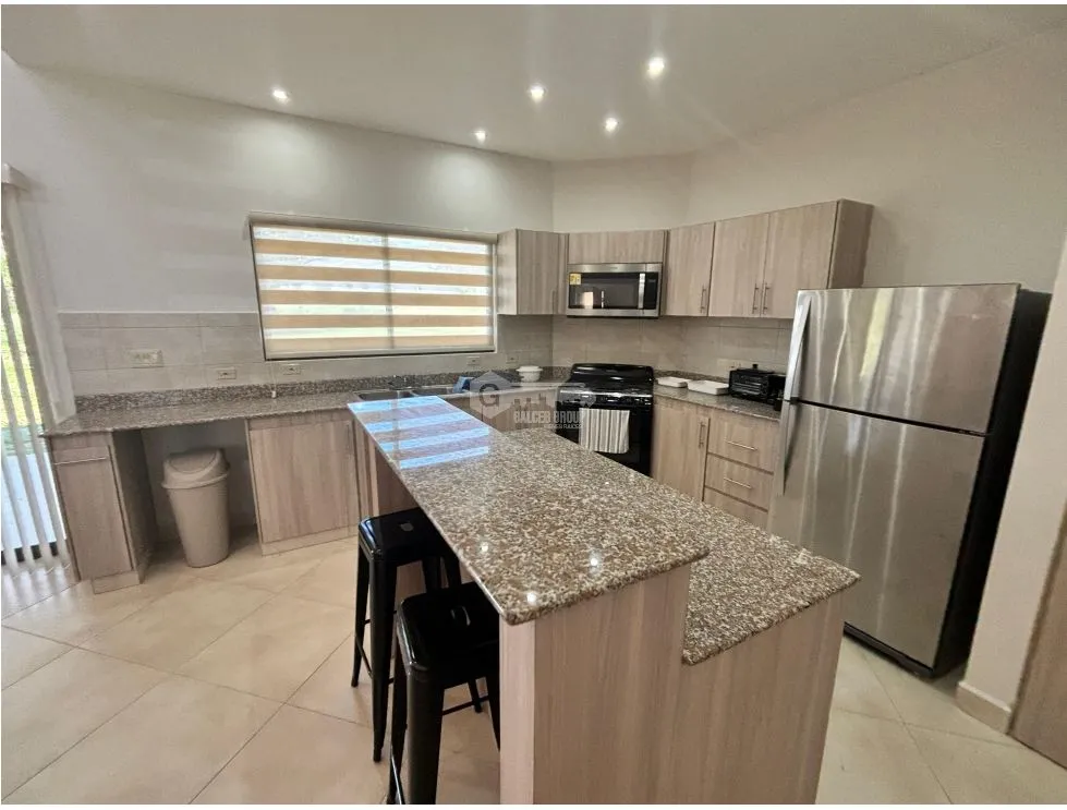 BOQUETE COUNTRY CLUB / 1704M2 / 2 BEDROOMS / 2 BATHROOMS / SPACIOUS GARDEN