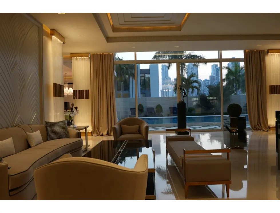 OCEAN REEF ISLAND / 1050M2 / 4 BEDROOMS / LUXURY / FULLY FURNISHED