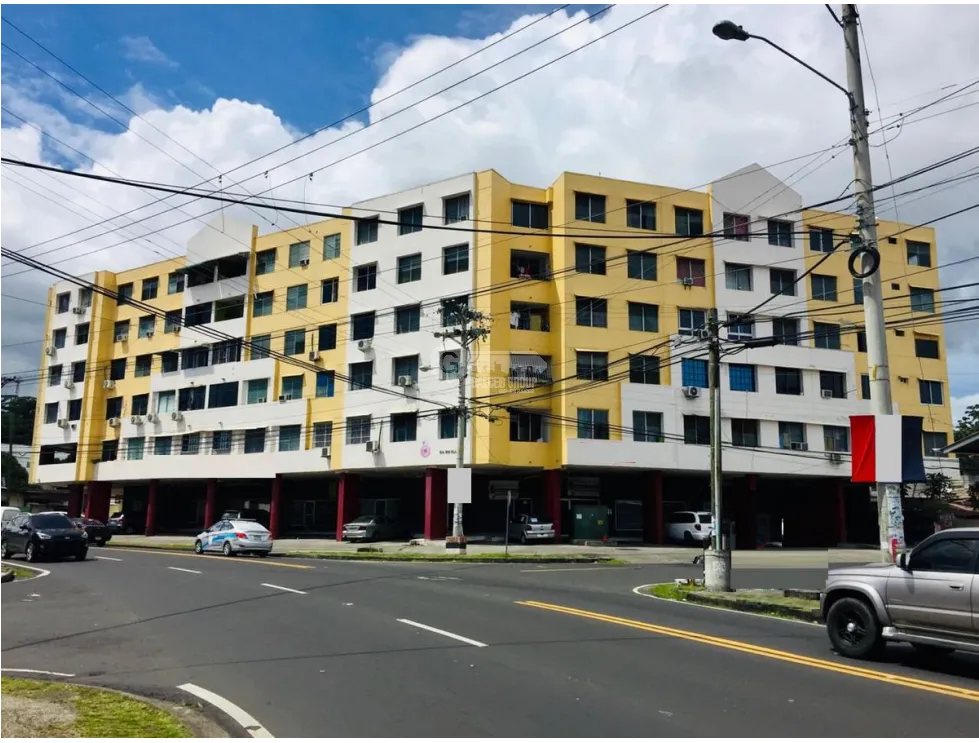 COMMERCIAL SPACE / AVENIDA LA PULIDA / PH RIO PLAZA / 55 M2 / EMPTY