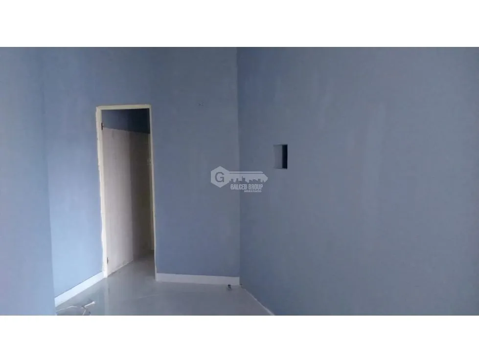 COMMERCIAL SPACE / AVENIDA LA PULIDA / PH RIO PLAZA / 55 M2 / EMPTY