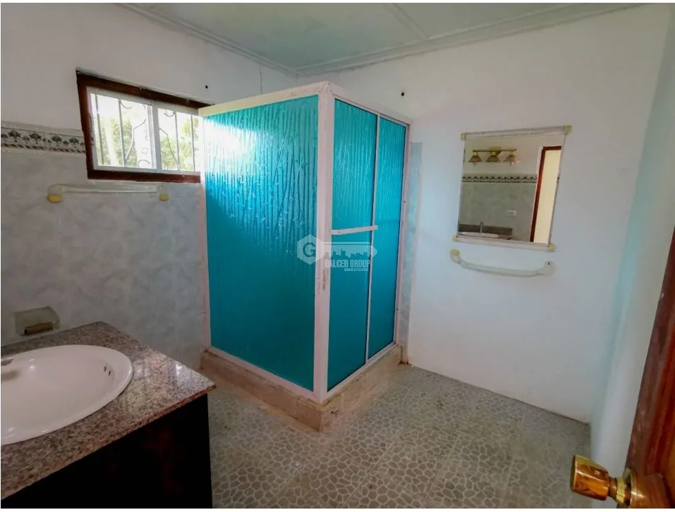 BOQUETE / ALTO BOQUETE / 1800M2 / 3 BEDROOMS / FULLY ENCLOSED