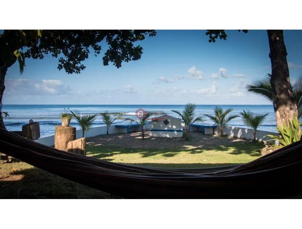 COMMERCIAL LAND / SWIMMING POOL / OCEANFRONT / PORTOBELO / 5500M