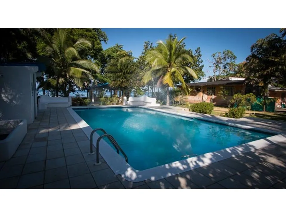 COMMERCIAL LAND / SWIMMING POOL / OCEANFRONT / PORTOBELO / 5500M