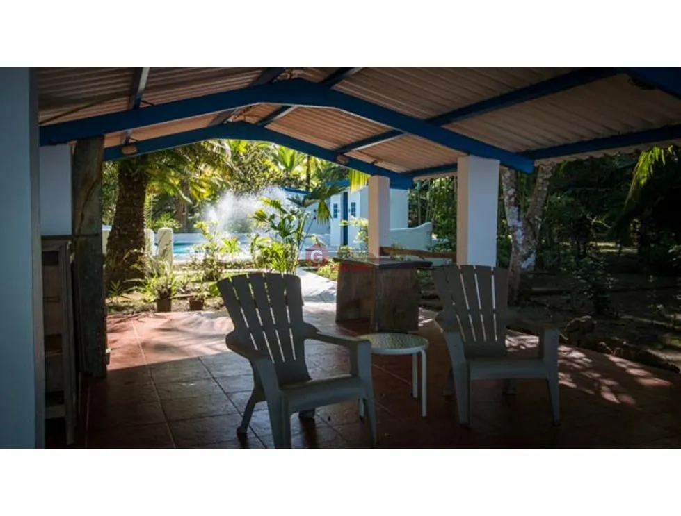 COMMERCIAL LAND / SWIMMING POOL / OCEANFRONT / PORTOBELO / 5500M