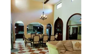 BOQUETE / VALLE ESCONDIDO / 3 BEDROOMS + INDEPENDENT APARTMENT