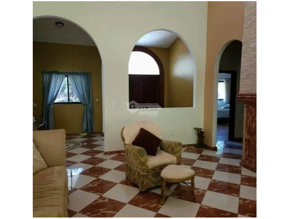 BOQUETE / VALLE ESCONDIDO / 3 BEDROOMS + INDEPENDENT APARTMENT