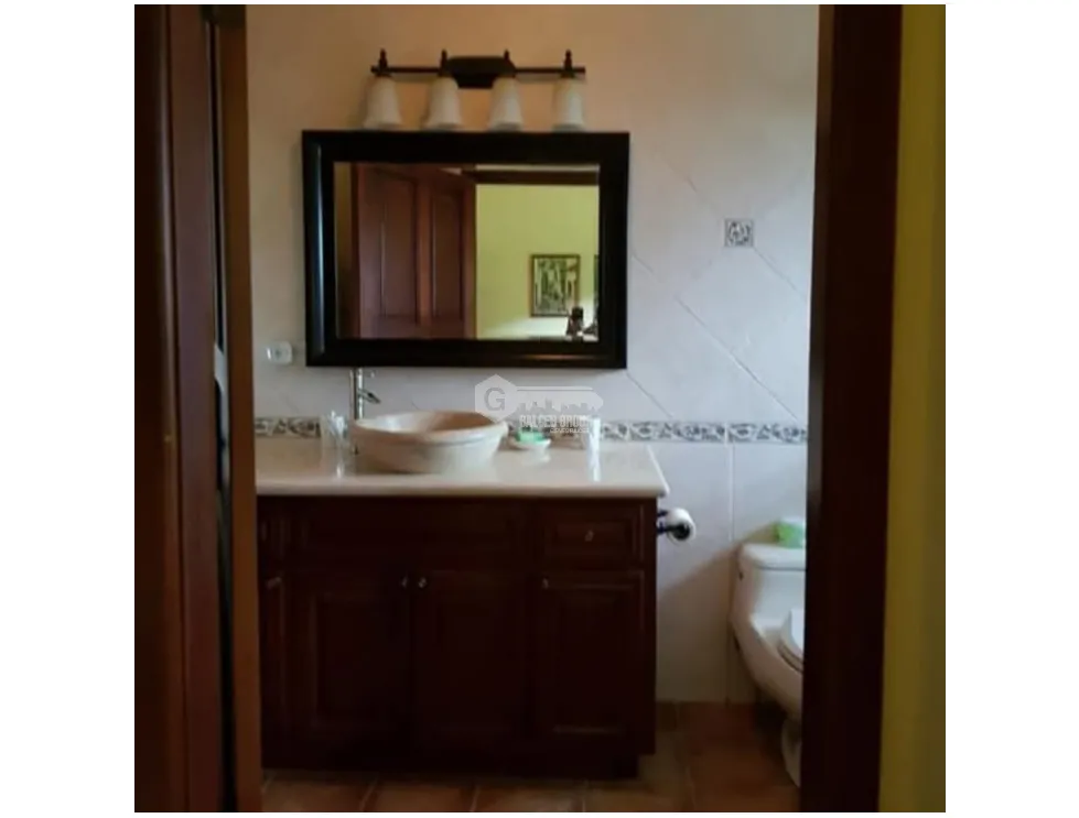 BOQUETE / VALLE ESCONDIDO / 3 BEDROOMS + INDEPENDENT APARTMENT
