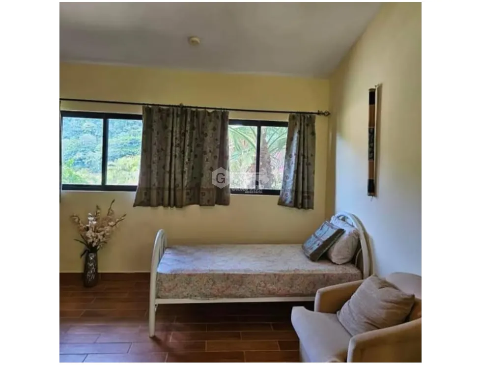 BOQUETE / VALLE ESCONDIDO / 3 BEDROOMS + INDEPENDENT APARTMENT