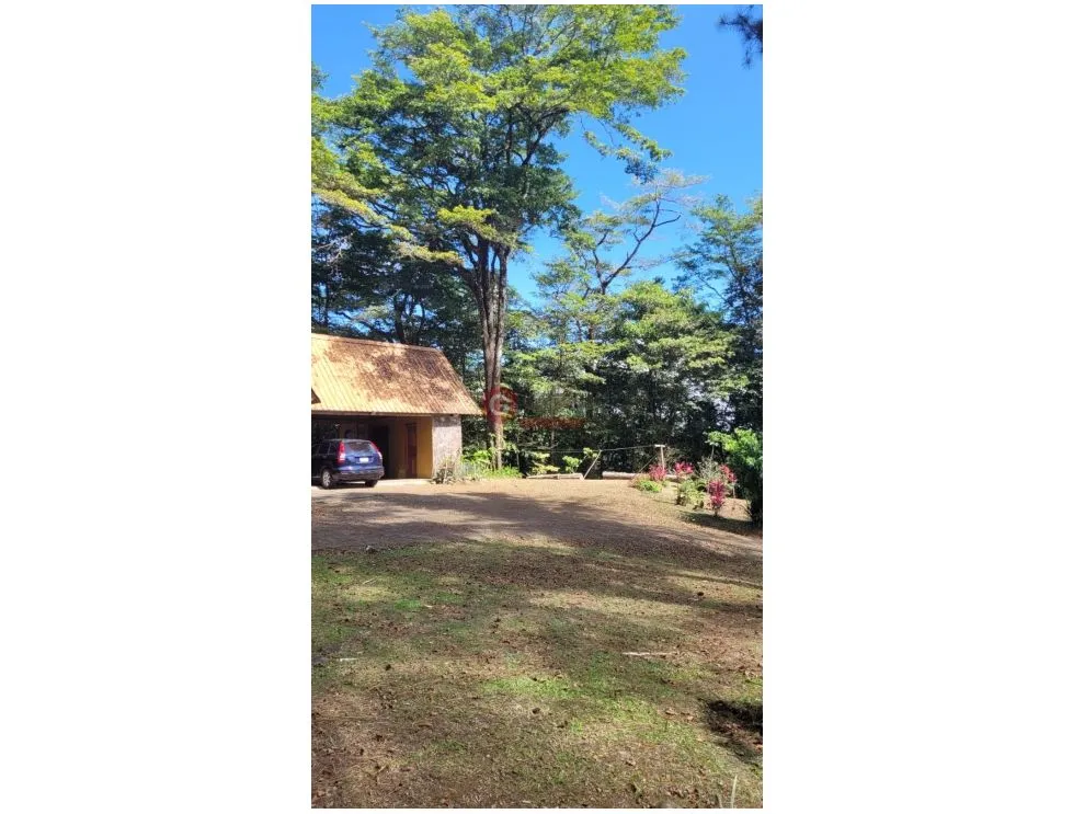 CERRO AZUL / PRIVATE ESTATE / 2 HOUSES / 4.5 HECTARES / 3 BEDROOMS